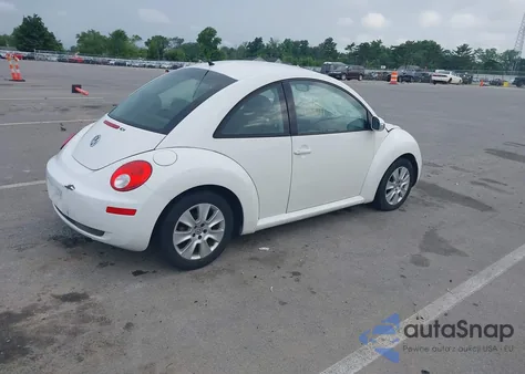 2009 Volkswagen New Beetle 2.5L from USA, damaged, VIN 3VWPG31C09M512434